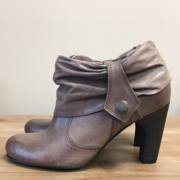 Mam’Zelle Laly Leather Booties - Picture 2 of 6